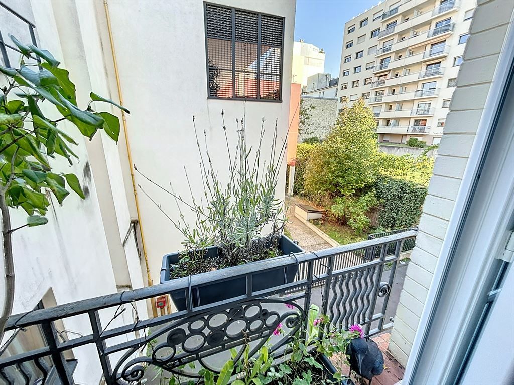 studio en vente sur PARIS (75011)